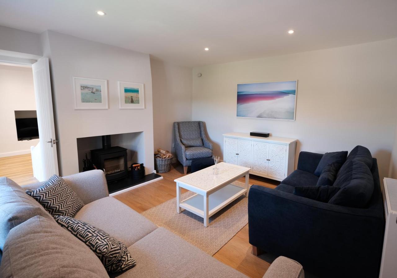 Newly Renovated Cottage With Hot Tub Portreath Esterno foto