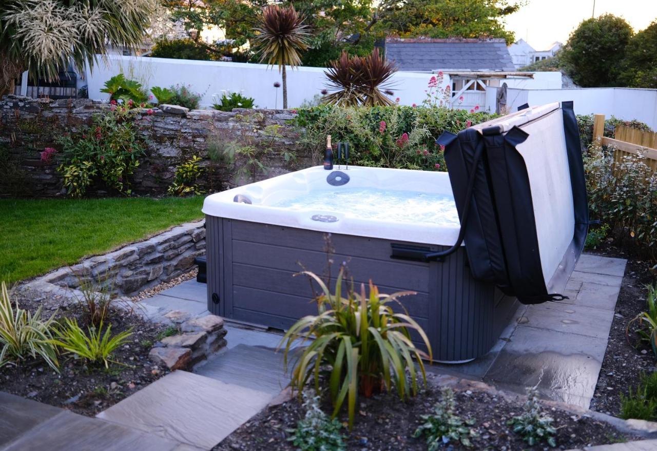 Newly Renovated Cottage With Hot Tub Portreath Esterno foto
